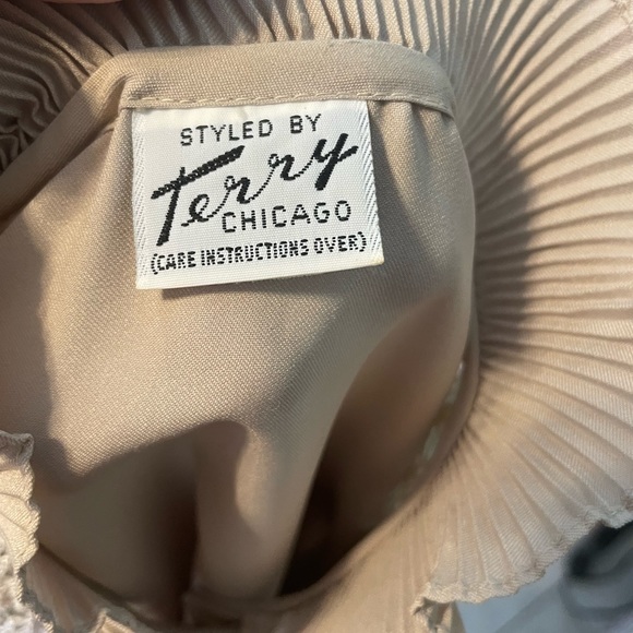 Vintage Terry Chicago 1970’s Button Up Blouse - Picture 4 of 6